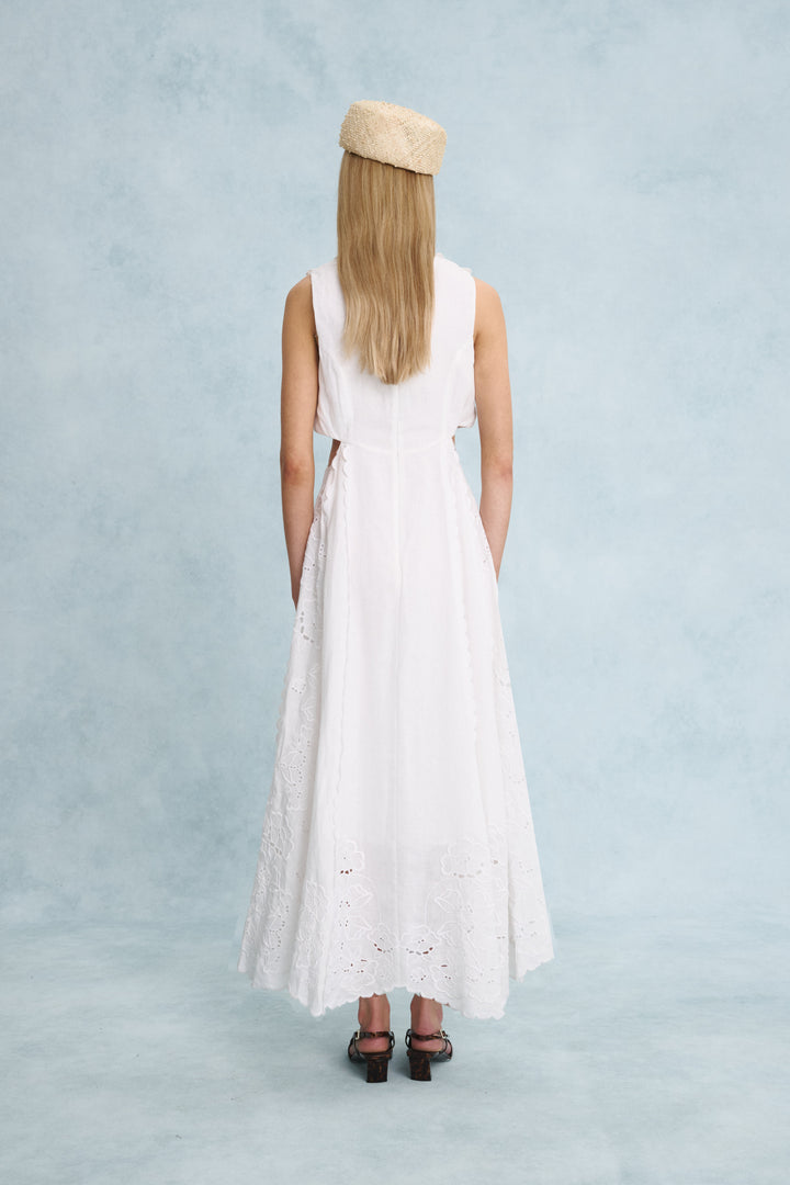 Amelia Pre Order